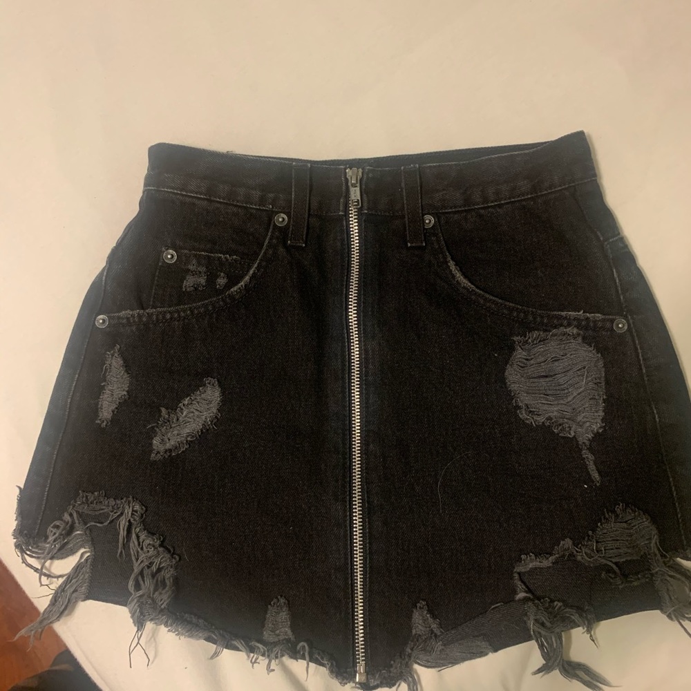 LF black zipper skirt